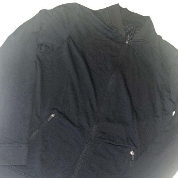 Lululemon Black Seamless Sweat Wicking Training Jacket Size 12 - Picture 2 of 9